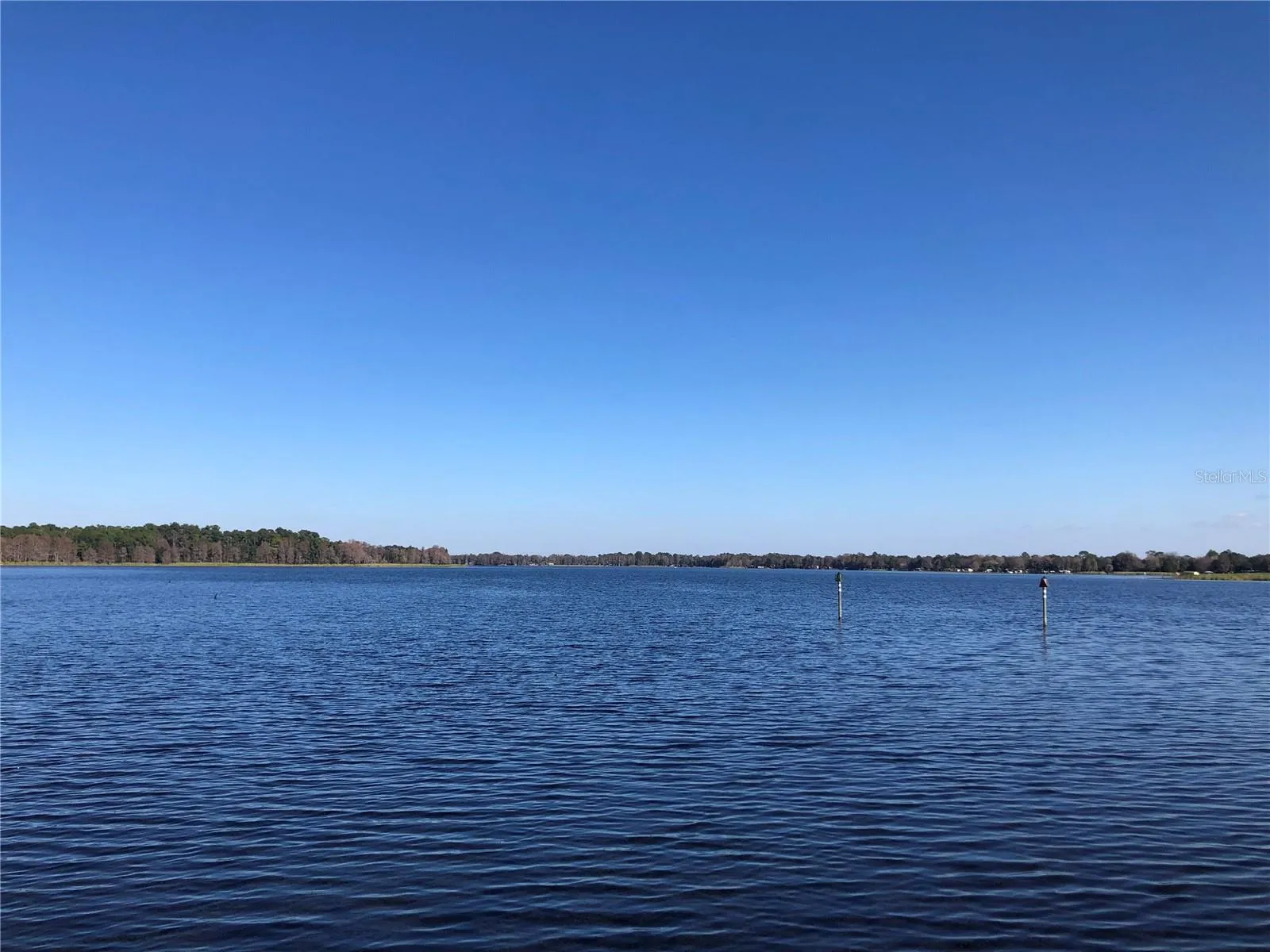 SPECTACULAR LAKE ROUSSEAUX 30-35 MINUTES FROM THIS HOME