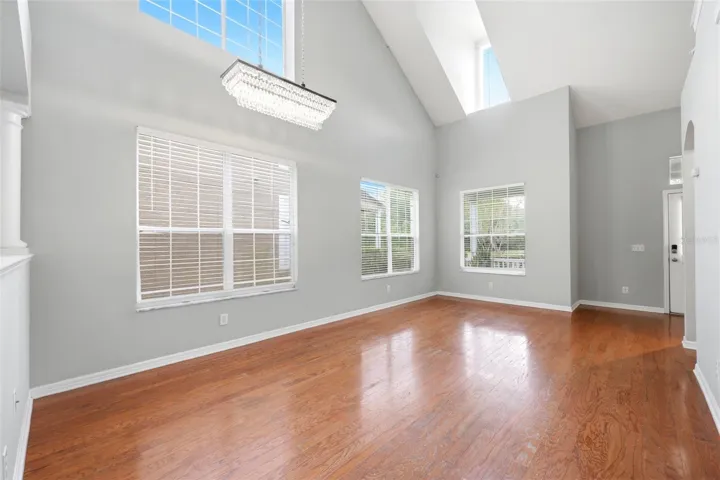 FORMAL LIVING/DINING ROOM