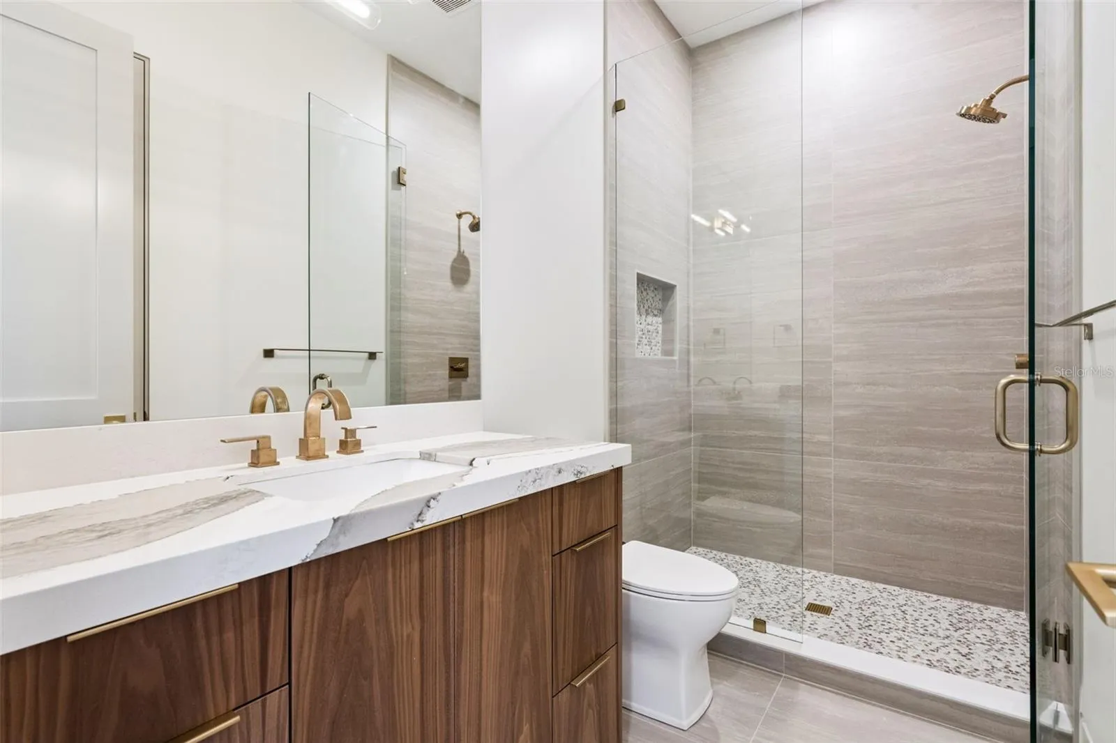 Bathroom 4