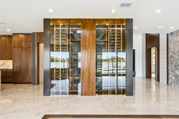 Temperature controlled wine display with capacity for more than 300 bottles