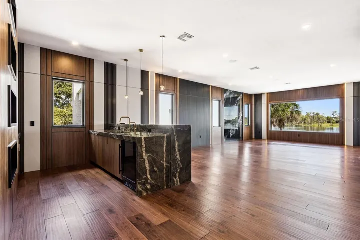 Large Entertaining Room