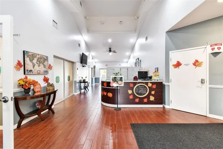 Clubhouse &amp; Meeting Spaces