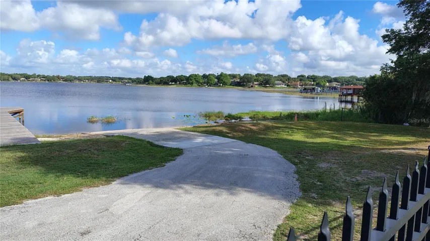 Community boat ramp