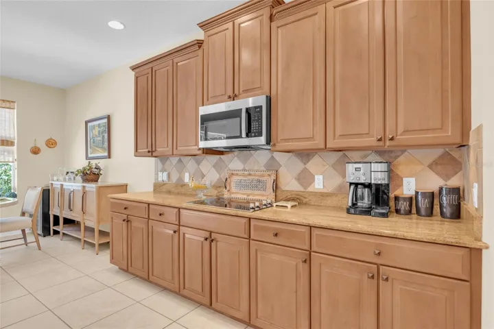 Gourmet kitchen