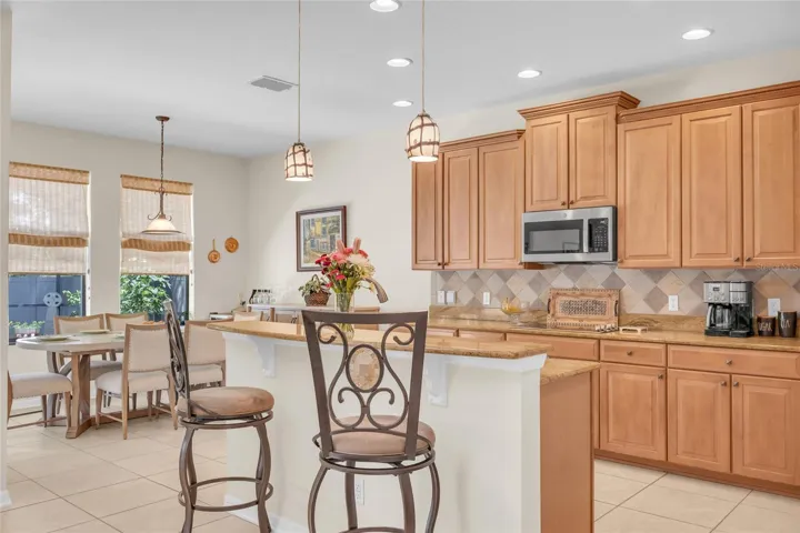 Gourmet kitchen