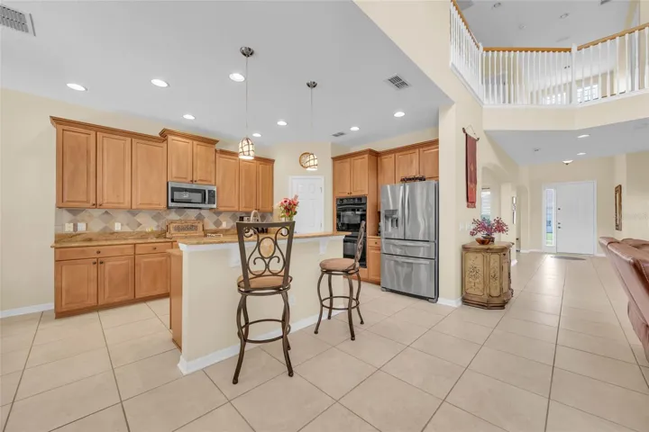 Gourmet kitchen
