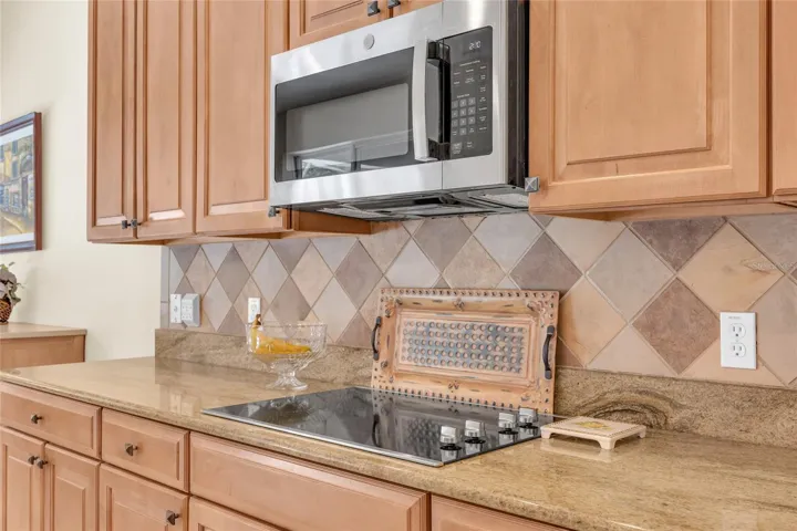 Gourmet kitchen with a new cooktop
