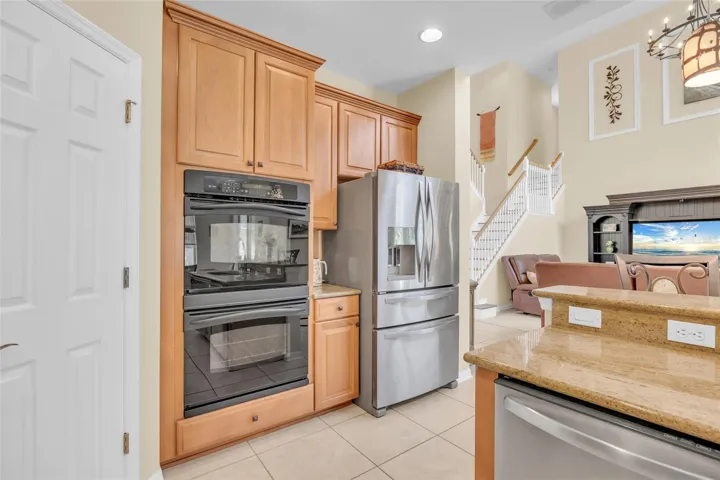 Double wall ovens