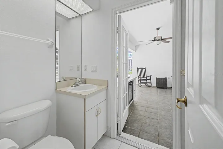 Ensuite bathroom. Pool area access