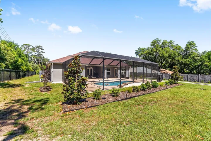 Large Fenced in Yard
