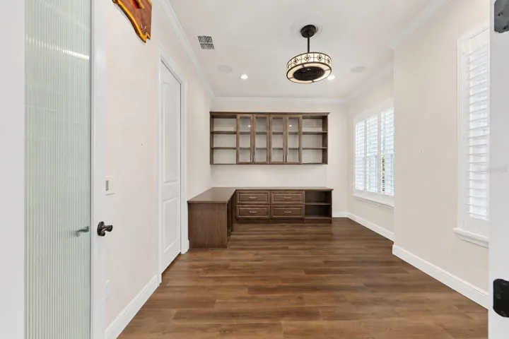 Office/Flex Room