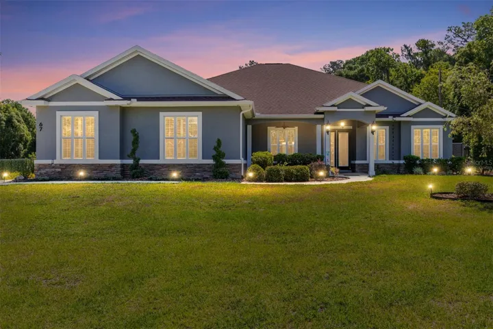 Welcome HOME to Paradise! - Virtually Staged