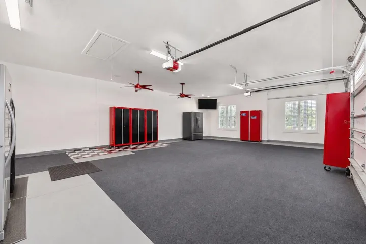 Three Car Garage