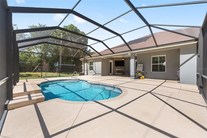 Pool and Lanai