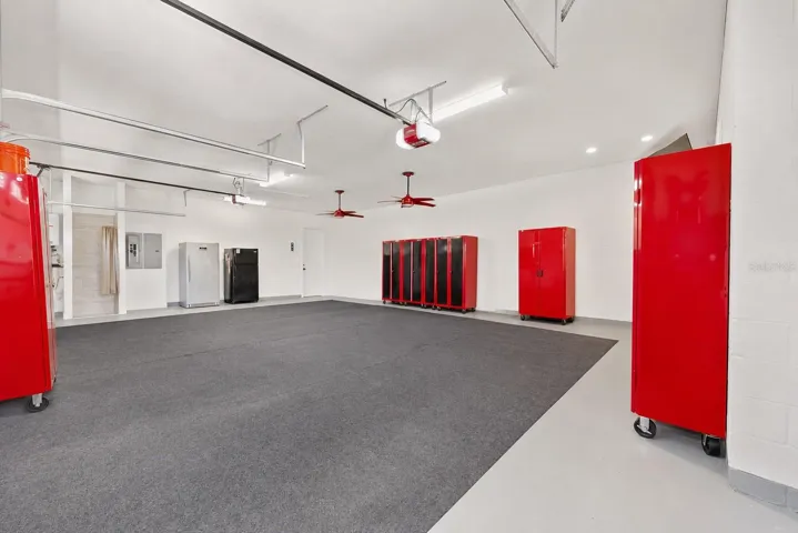 Three Car Garage