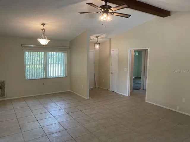 Dining Room   Front Entry