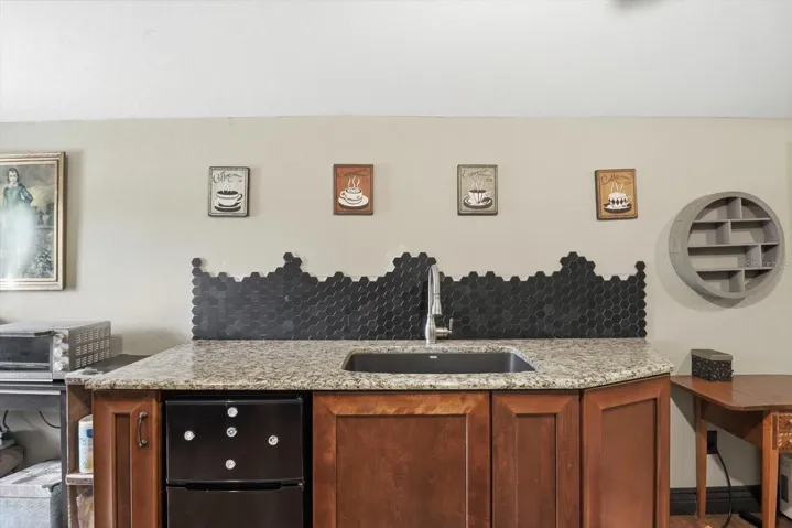 Kitchenette in MIL suite