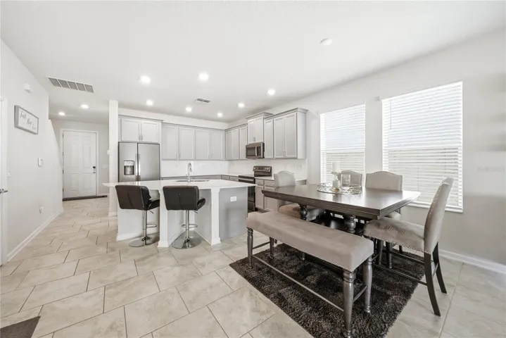 Open & Dual Kitchen