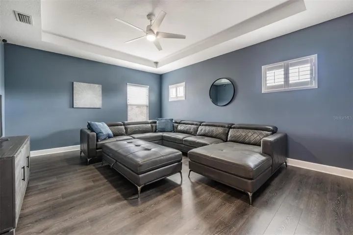 Bonus room to make your own!