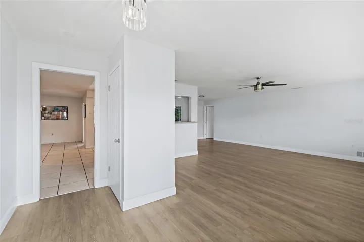 Foyer/Entry