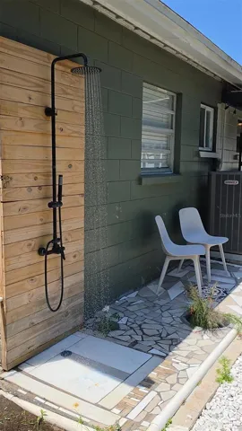 outside shower