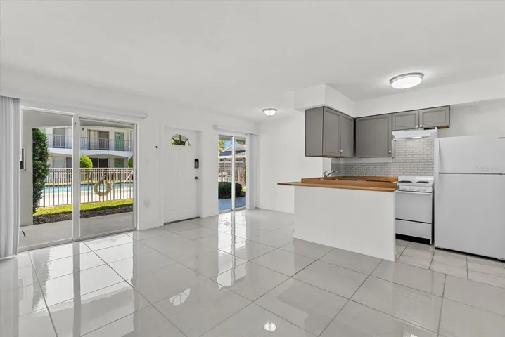 Open floorplan with living room, kitchen, dining
