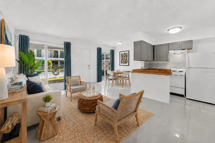 Reality Staged: Living, kitchen & dining rooms