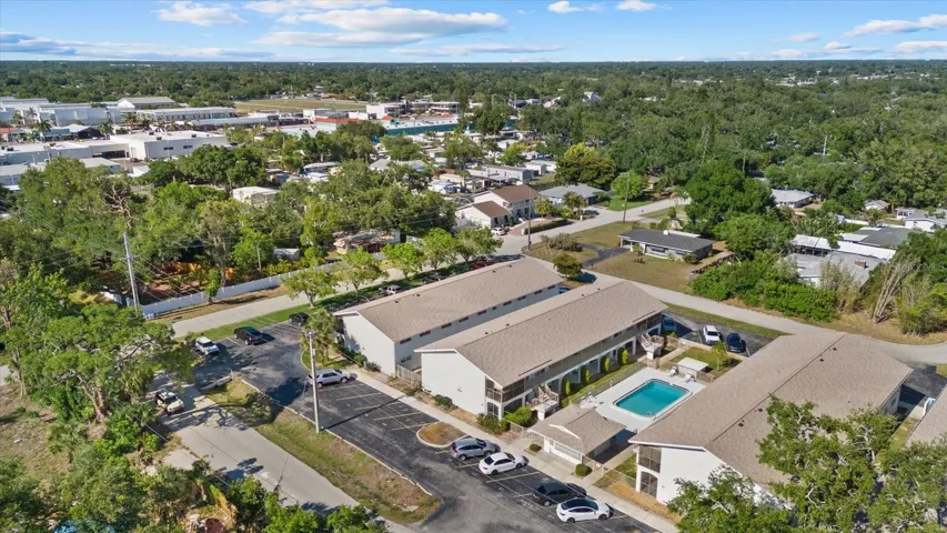 Oakwood Gardens aerial