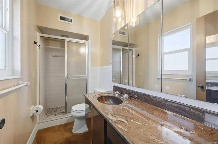 Primary Suite Bathroom