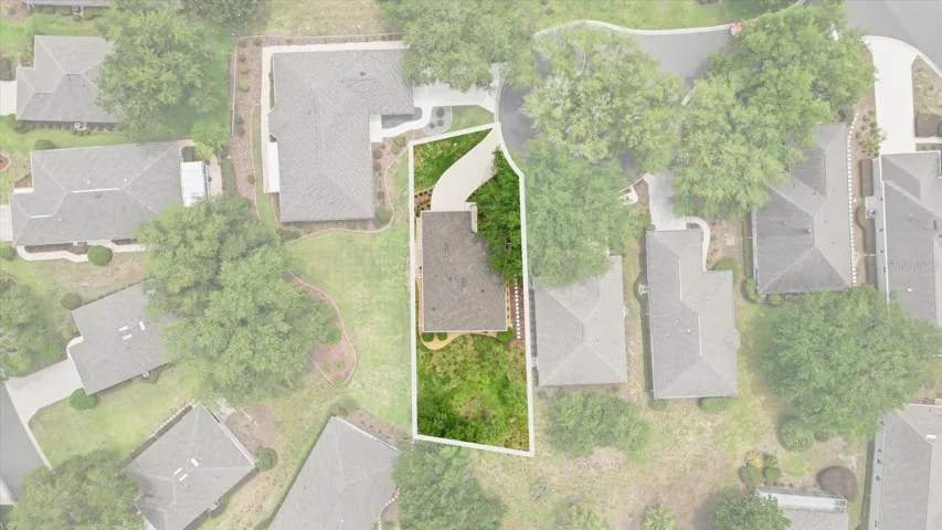Villa sits on .17-acres on a cul-de-sac