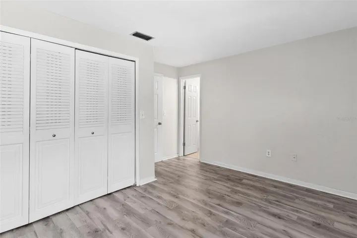 Love these easy care laminate floors...