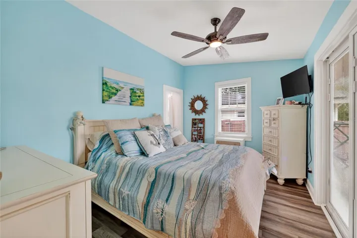 Spacious Primary Suite with Huge Walk In closet