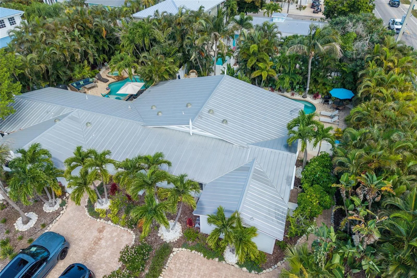 Aerial views of 324 64th St