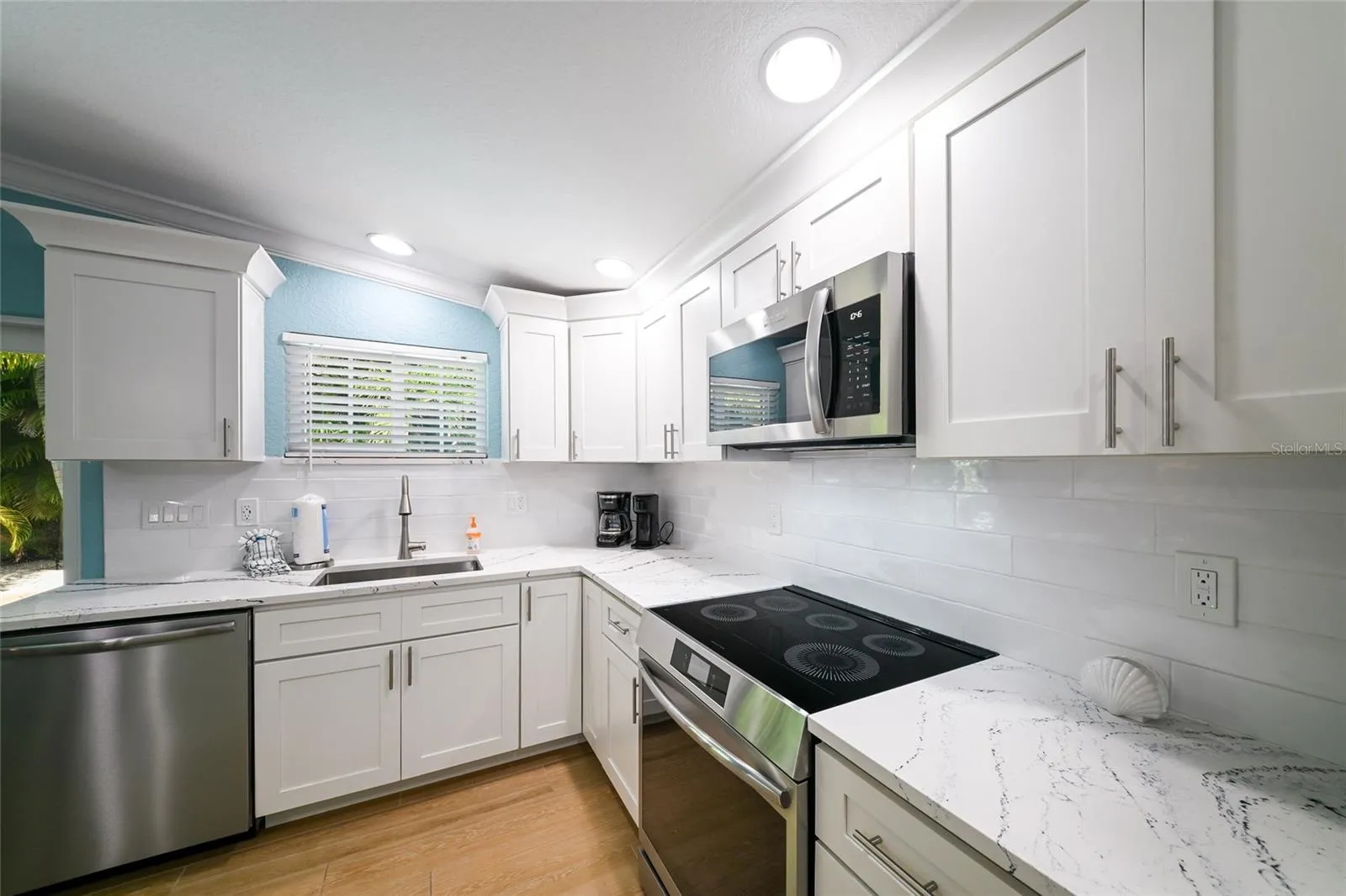 New quartz countertops and all new stainless steel appliances