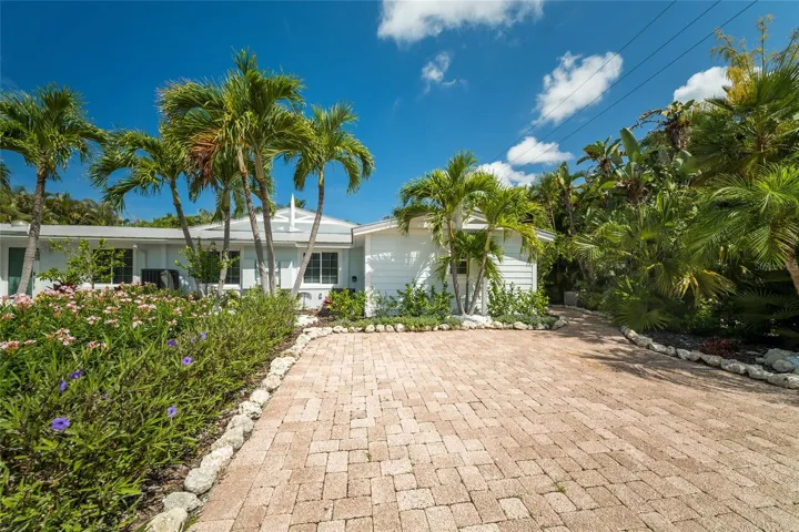 Paved driveway offering plenty of parking