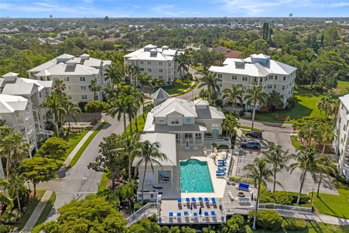 Clubhouse Pool