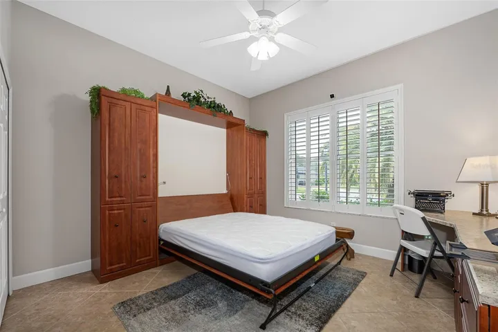 Bedroom 2 with Murphy bed