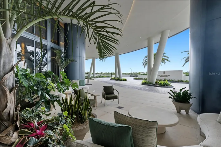 Outdoor entry lounging area