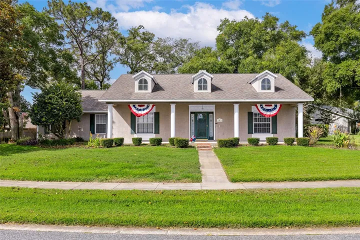 Welcome home to 107 Wood Ridge Trail!