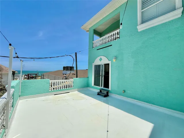 2nd Floor Deck