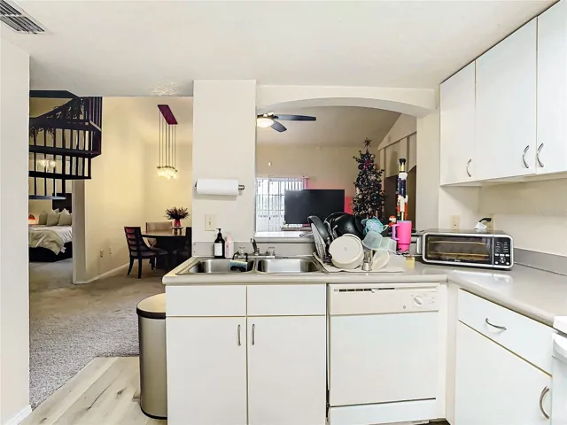 KITCHEN 4