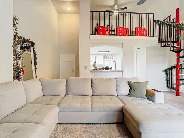 LIVING ROOM 4