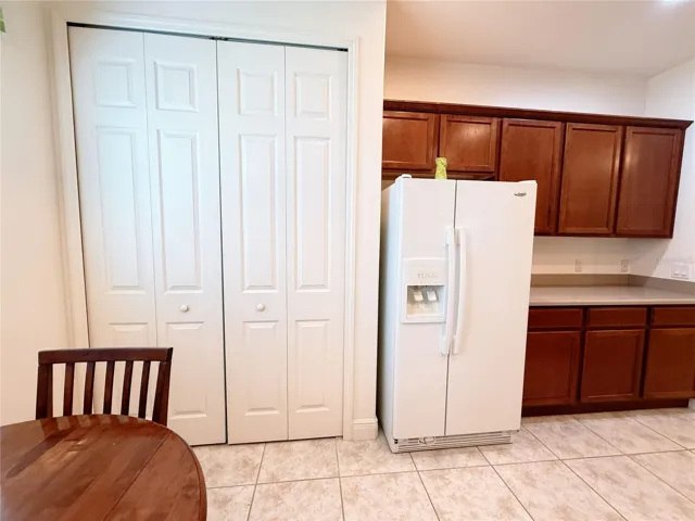 W/D Behind Bi-Fold Doors