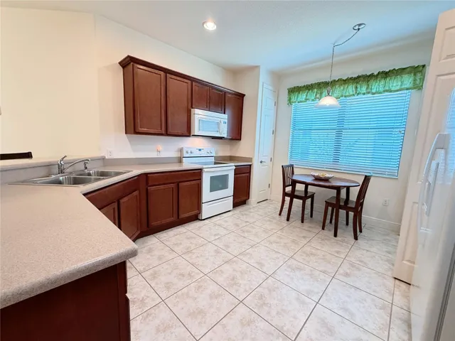 Spacious Kitchen