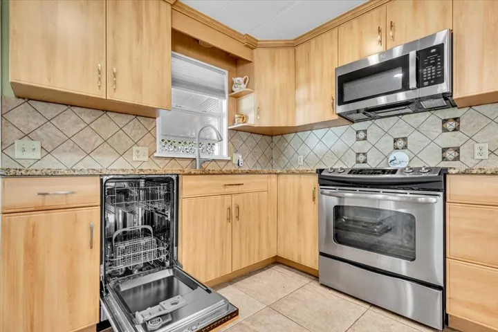 Custom Dishwasher Cabinet