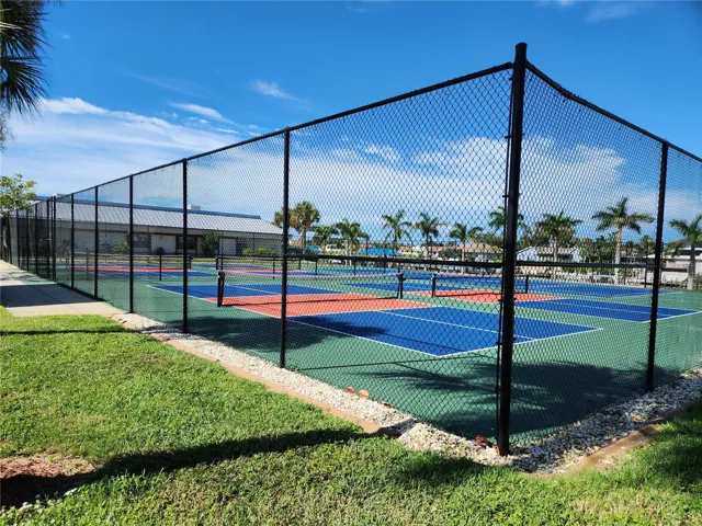 active pickleball and tennis courts