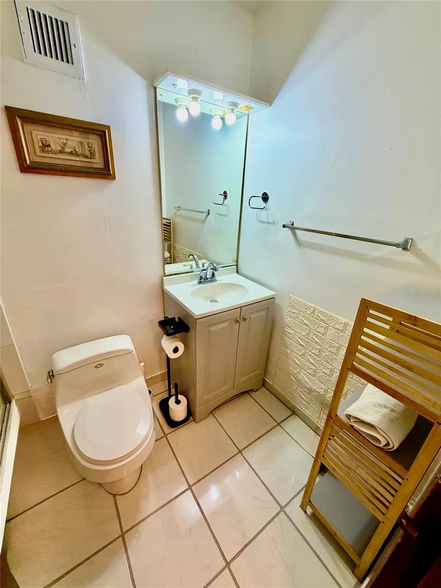 full bathroom