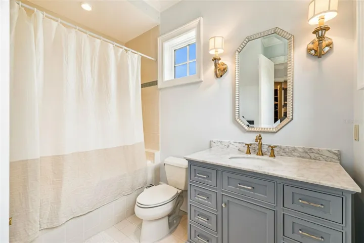 Bedroom Suite 3 Bathroom