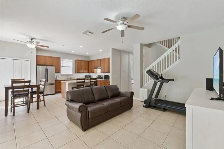 Floorplan is open from living room and kitchen for entertaining and get togethers