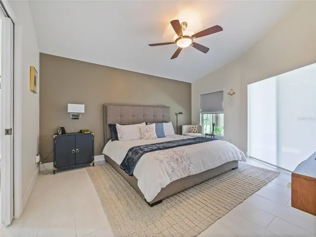 Principal bedroom